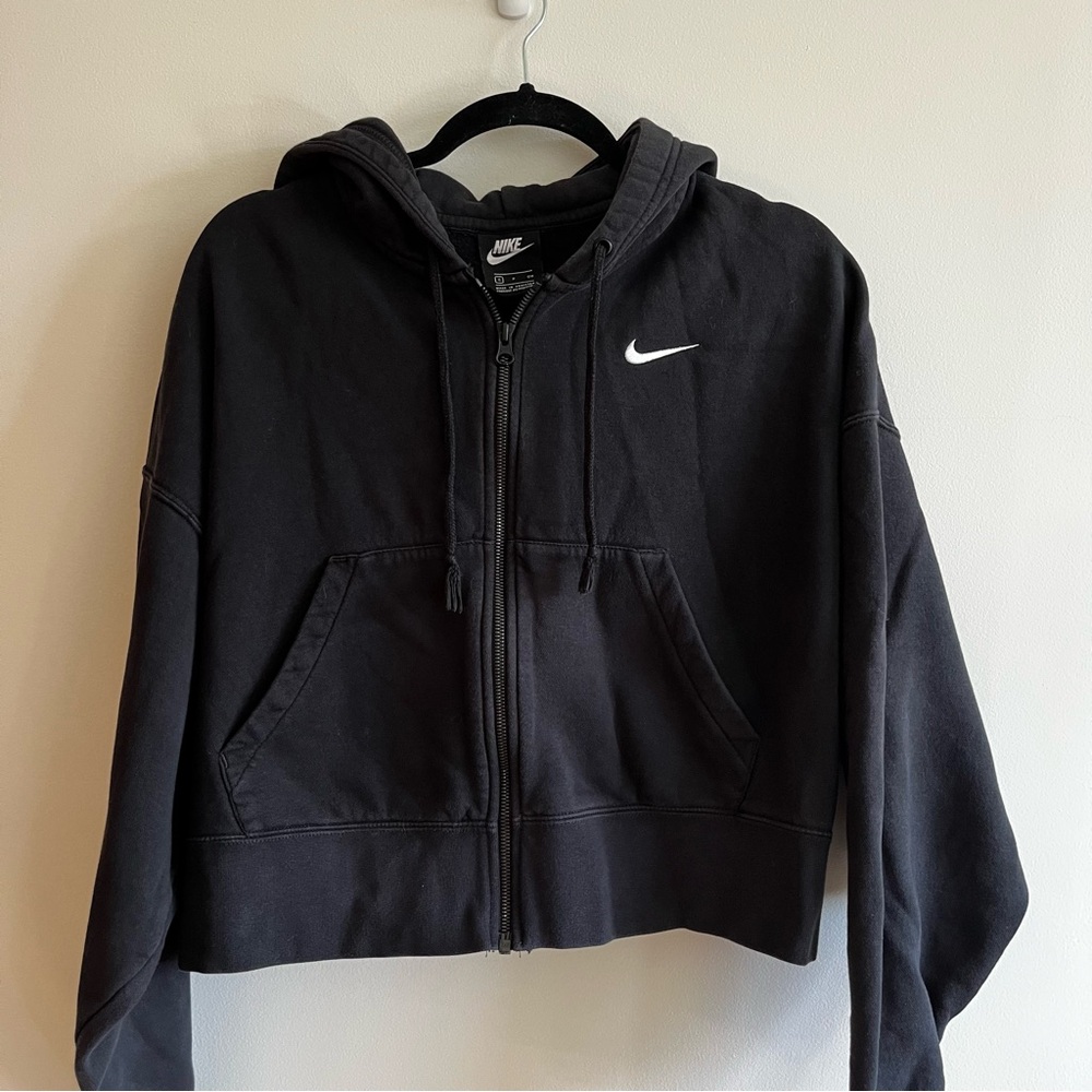 Nike Women's black Zip-Up Hoodie